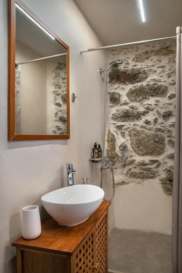Feneri 3 -Cozy Rustic Apt 20' From Elafonisi Beach Perivolia  ภายนอก รูปภาพ