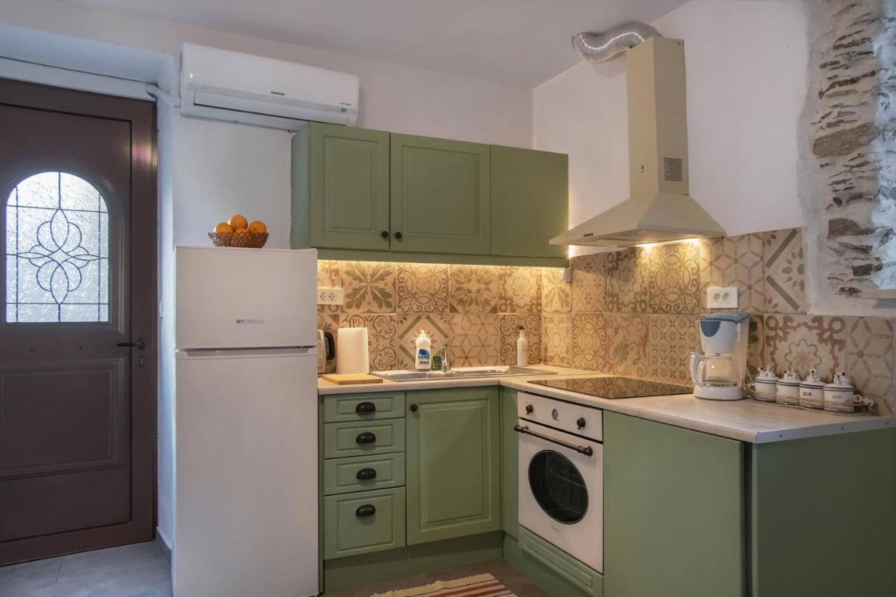 Feneri 3 -Cozy Rustic Apt 20' From Elafonisi Beach ภายนอก รูปภาพ